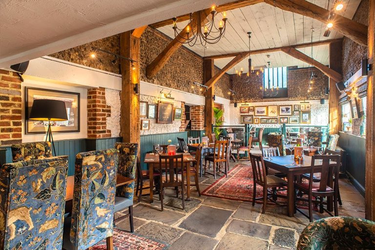 theharrowwarlingham gallery 03 24112023044434 768x513