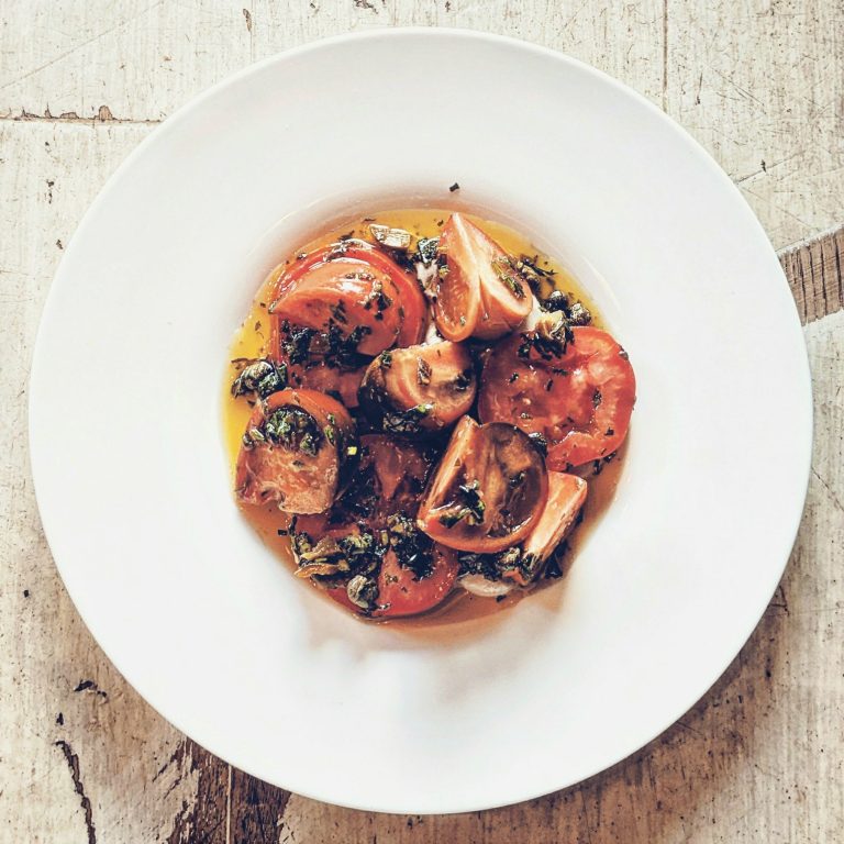 tomato dish 04072022113337 1 768x768