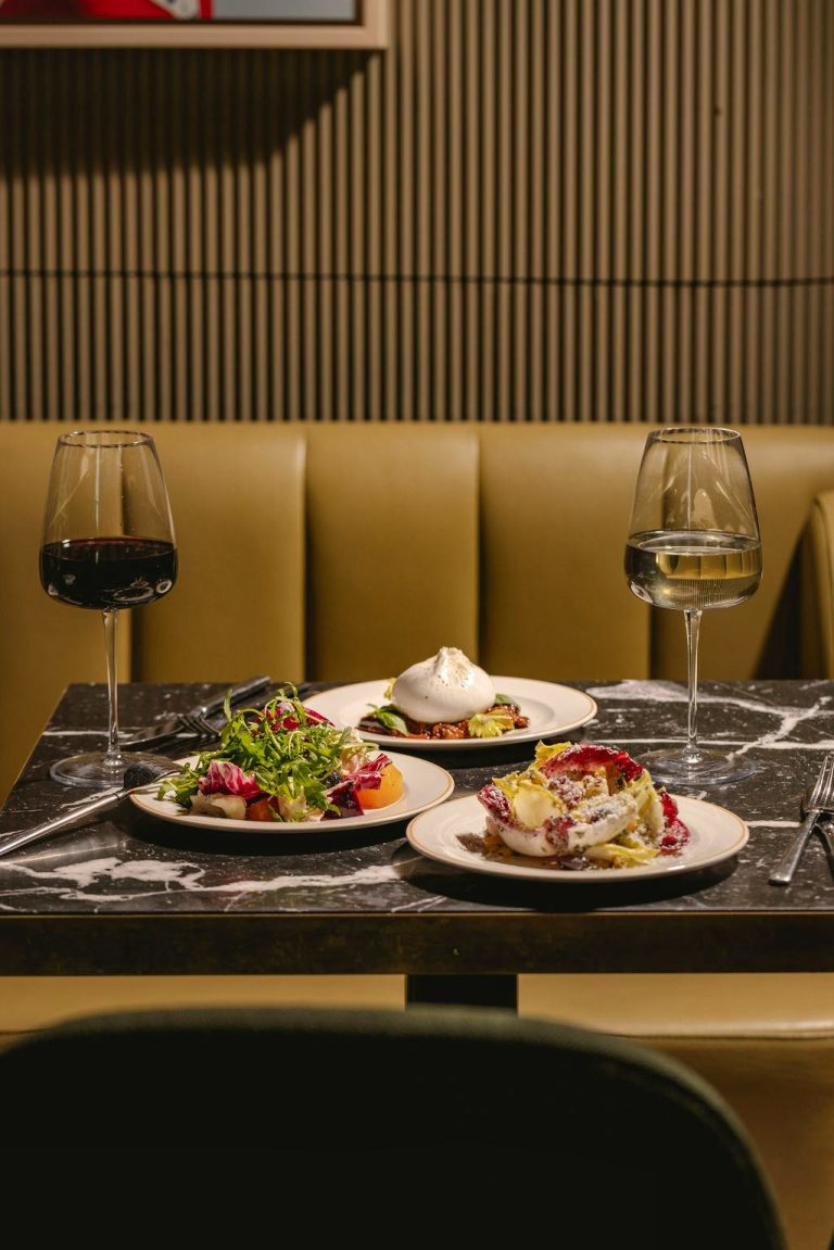 tozi rebeccahopephotography 014 15112023014233 768x1151