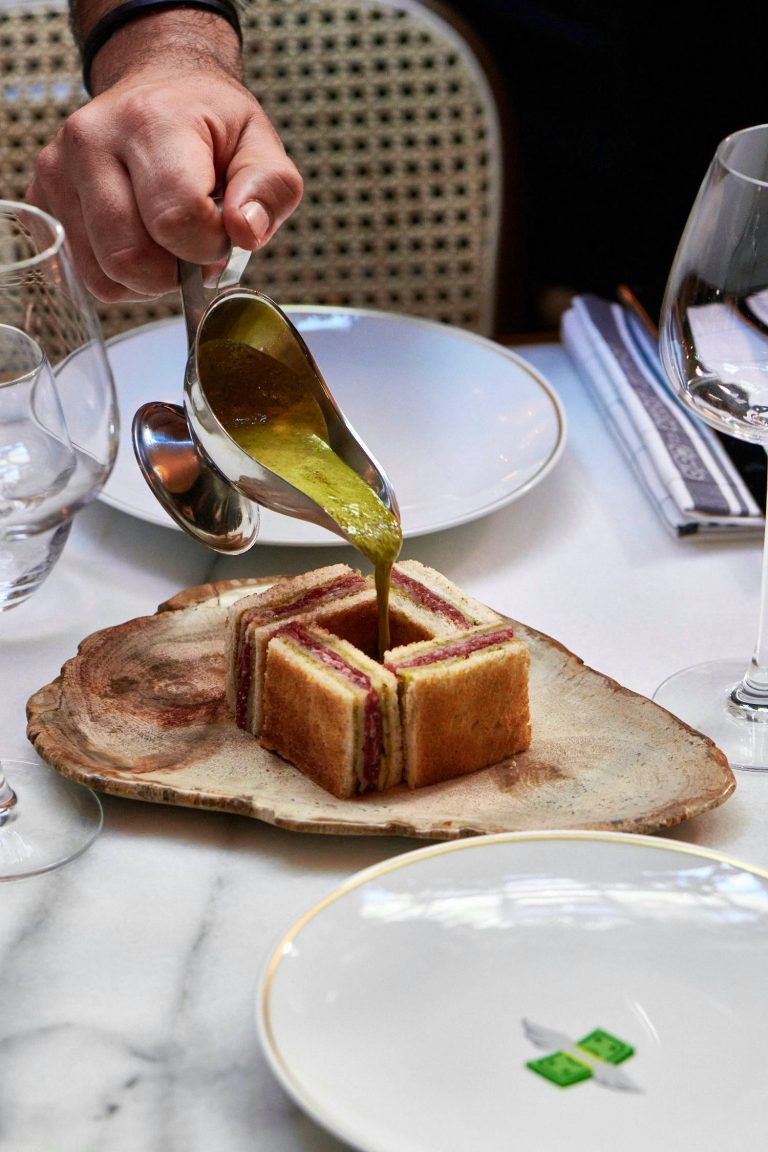 ubsekvu0 26042022033527 768x1152