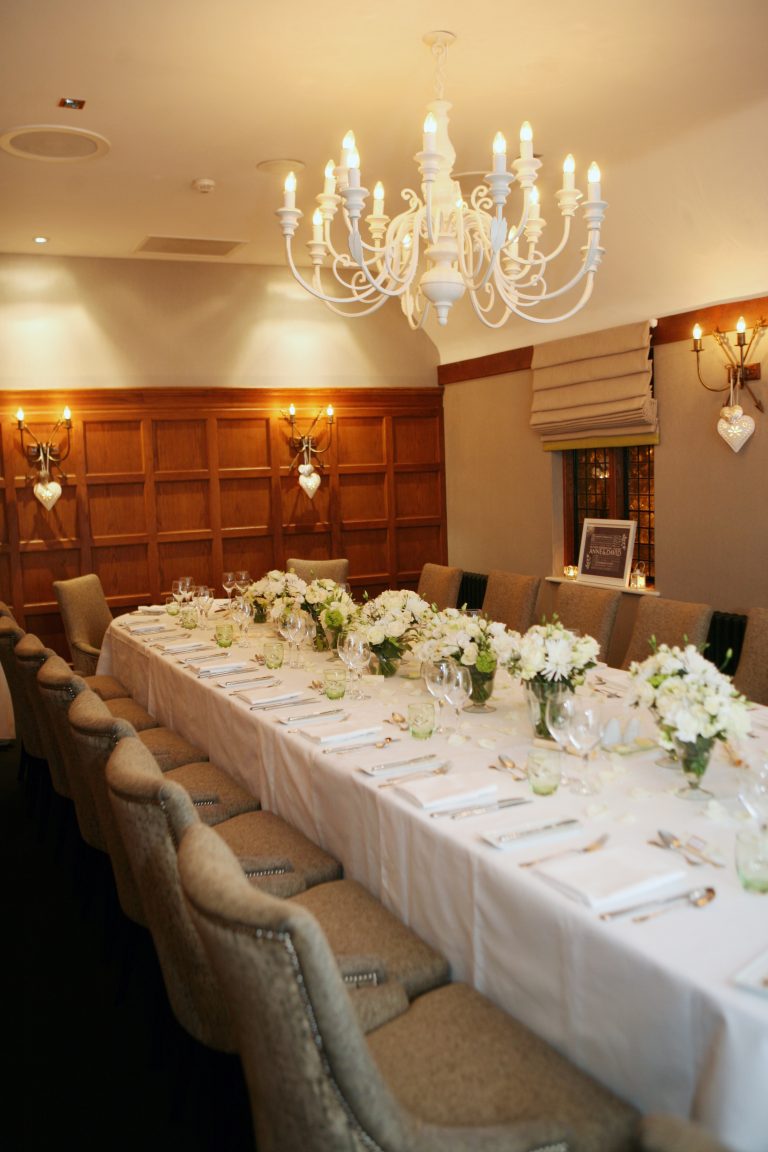 vb57932 ezzard2635 768x1152