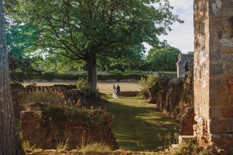 wedding slaugham place 722 scaled 1 768x512