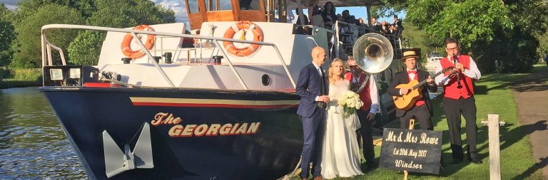 weddingboat 2 768x253