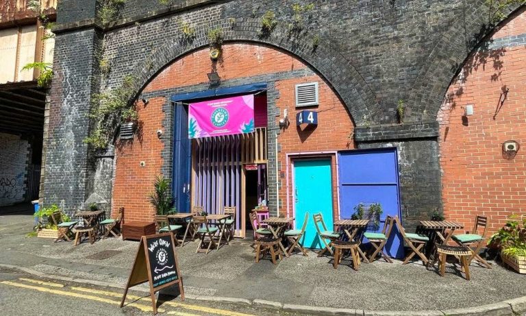 wholesome junkies seating 03112022103940 768x461