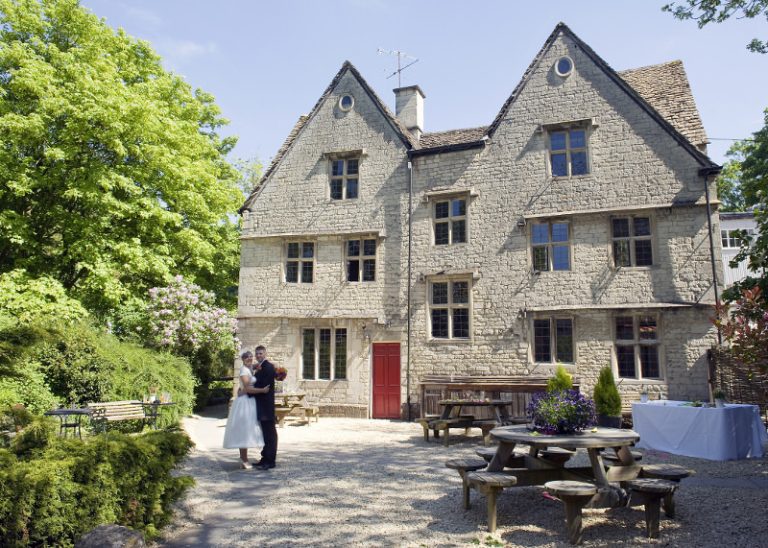 wxmw0m5bkosuth24u8yf 768x548